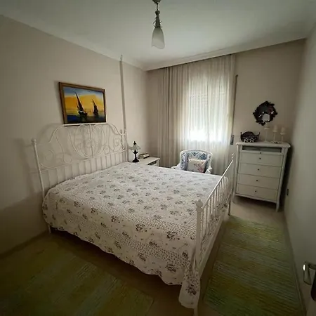 بيت للعطل Alacati Carsida, Oezel Havuzlu 4 Odali Izmir Size Iyi Gelecek